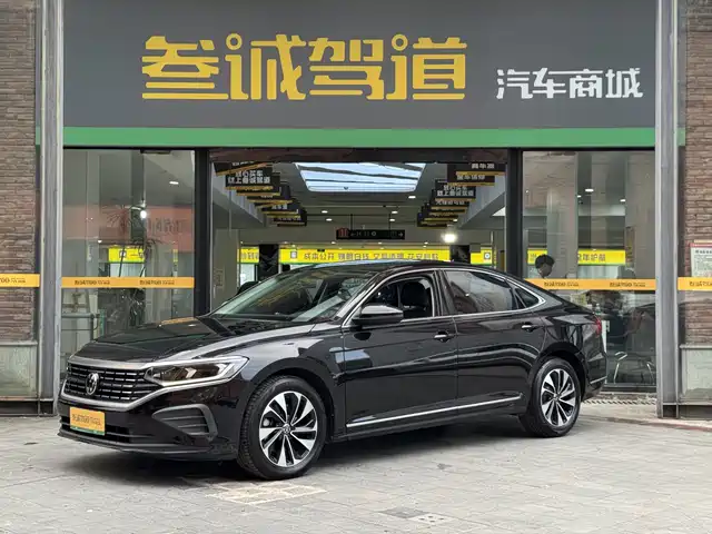 Volkswagen Passat 2025 — купить из Китая под заказ