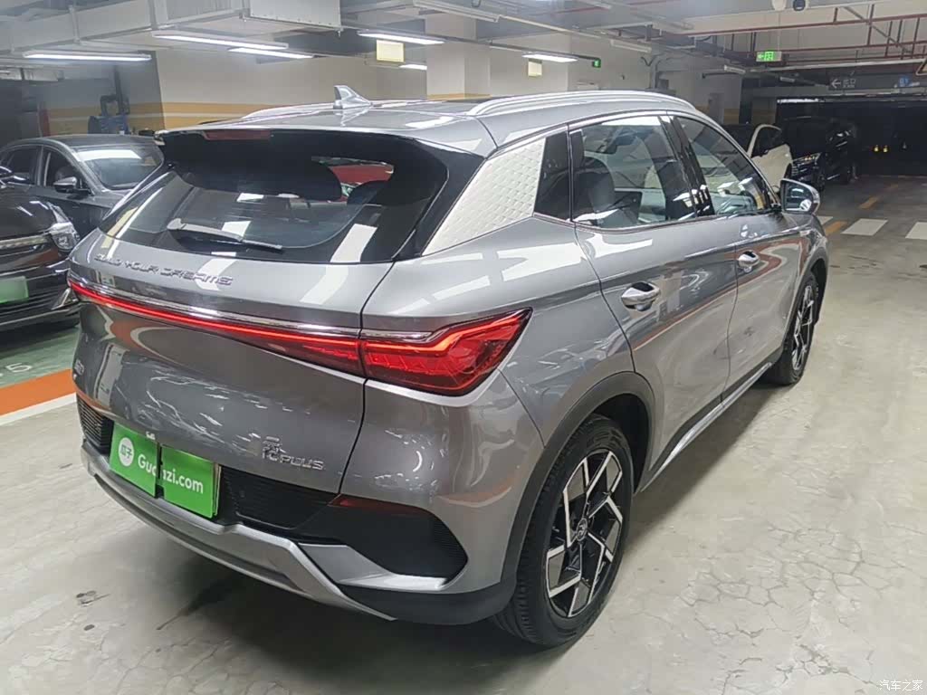 BYD Yuan, 2022 7