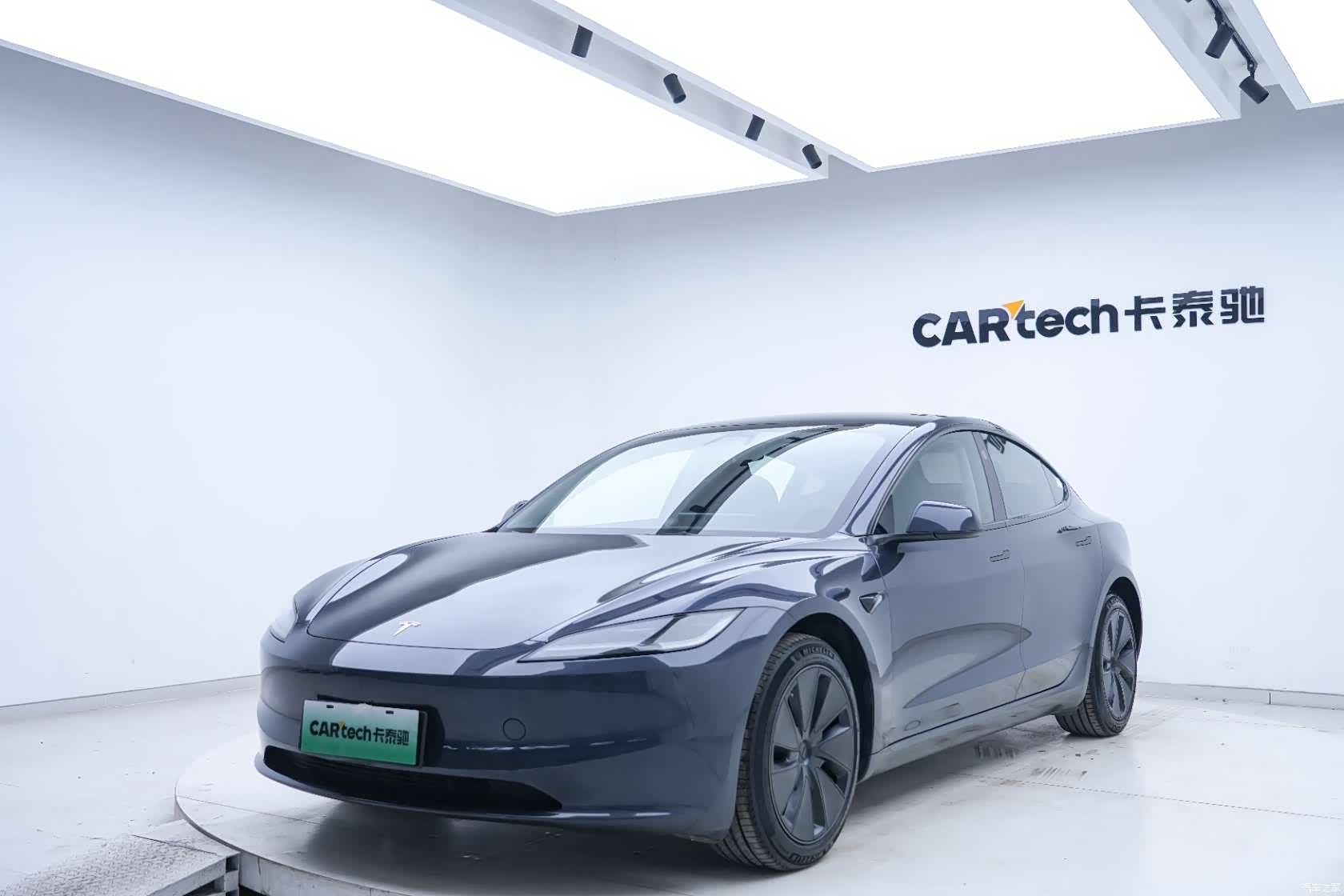 Tesla Model 3, 2024 10