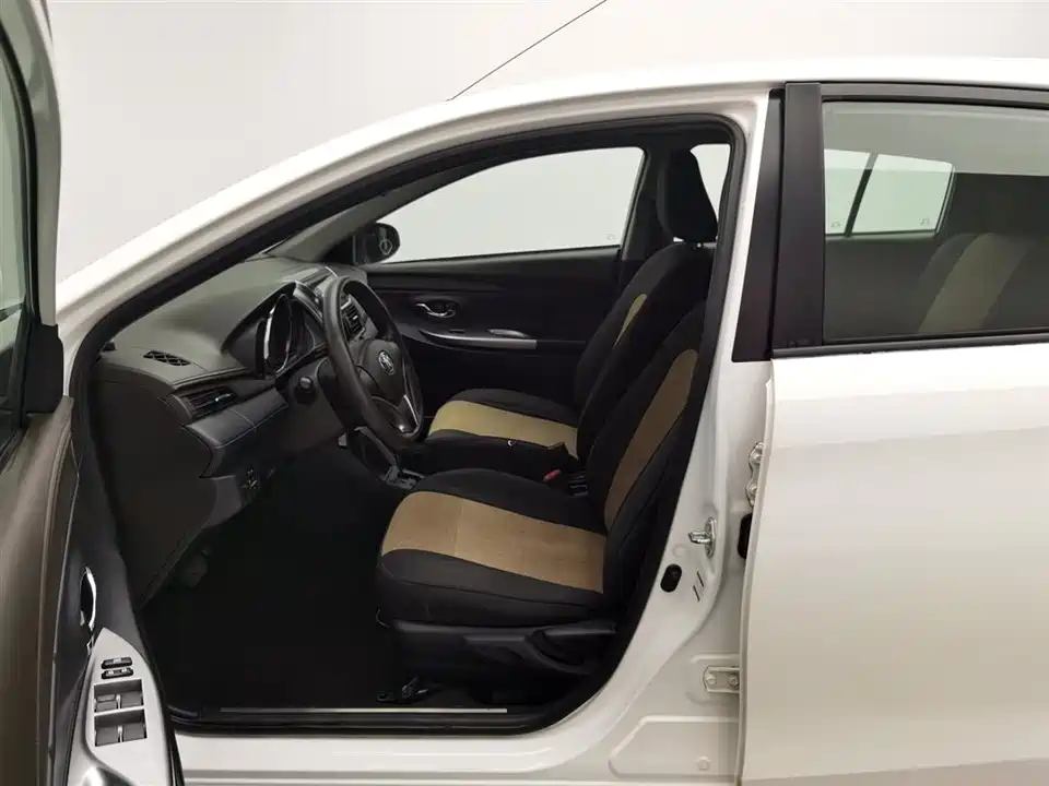 Toyota YARiS L Zhixuan