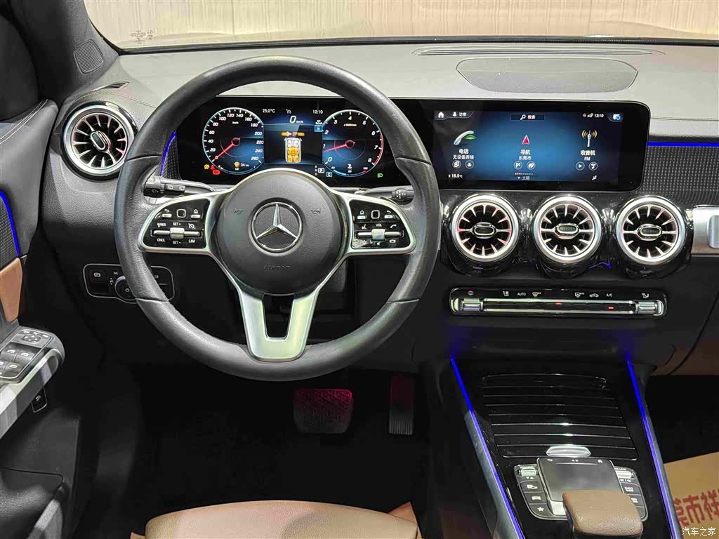 Mercedes-Benz GLB, 2022 19