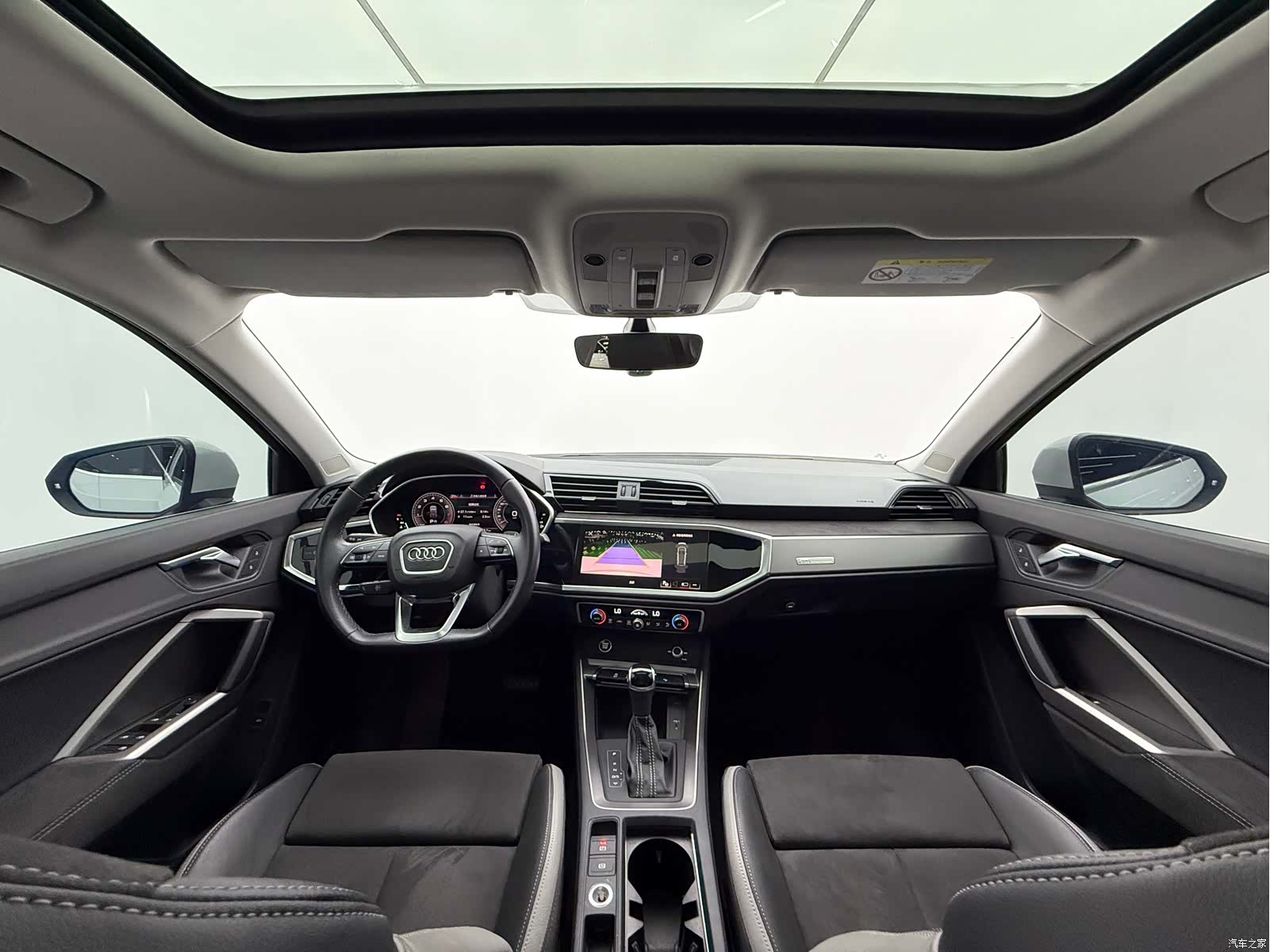 Audi Q3, 2023 9