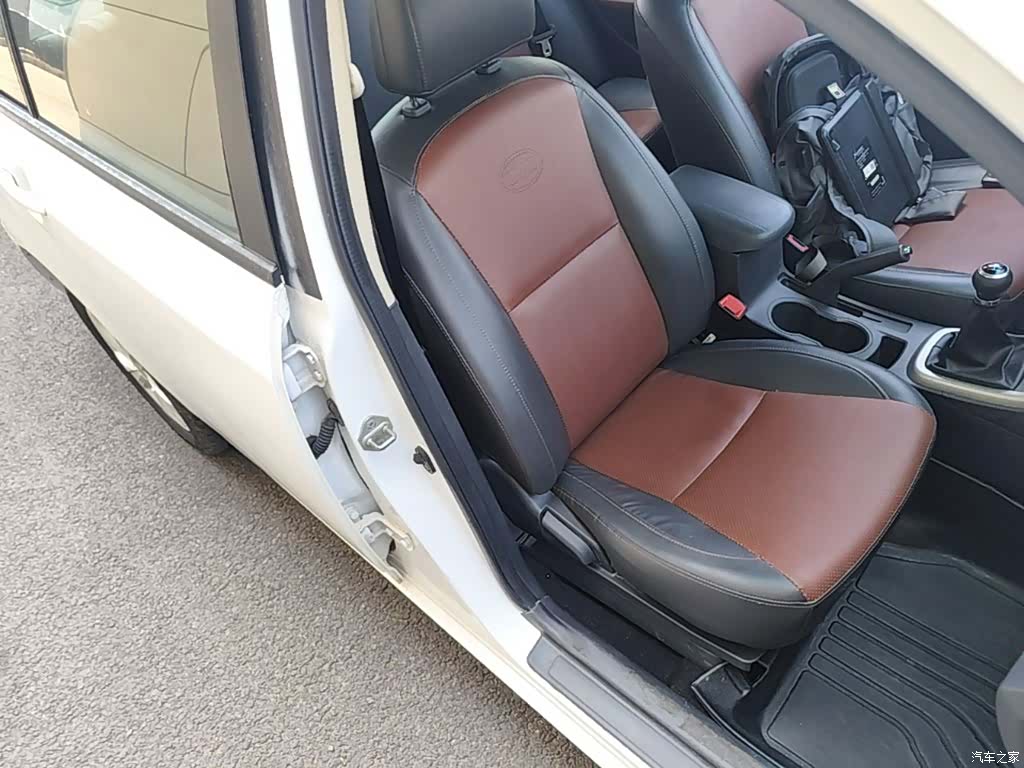 BYD F3, 2016 25