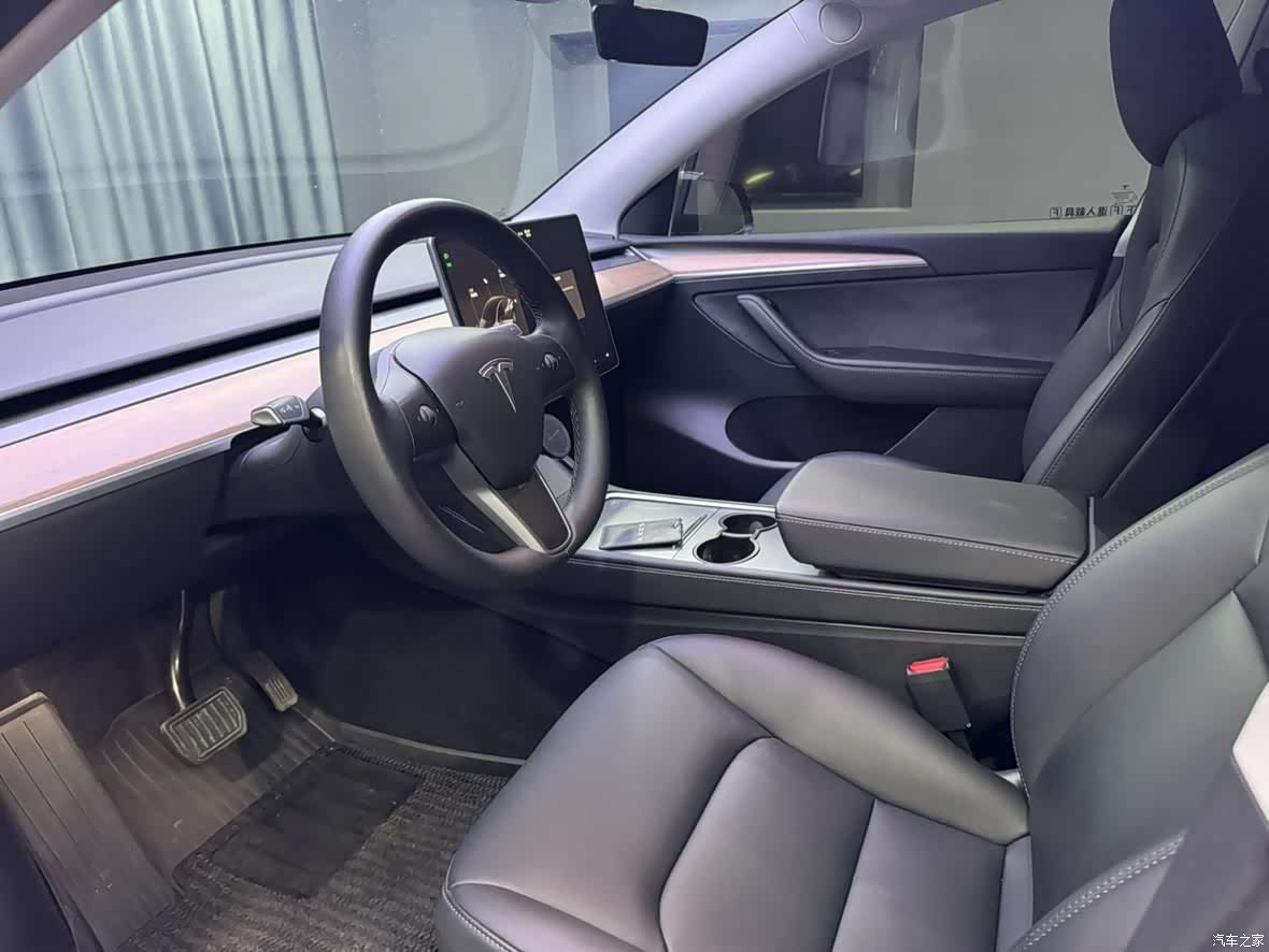 Tesla Model Y, 2022 9