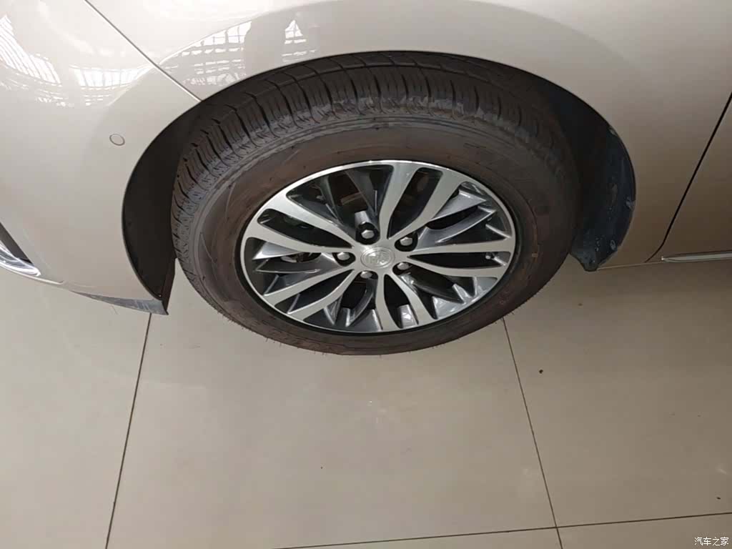 Buick GL8, 2023 25