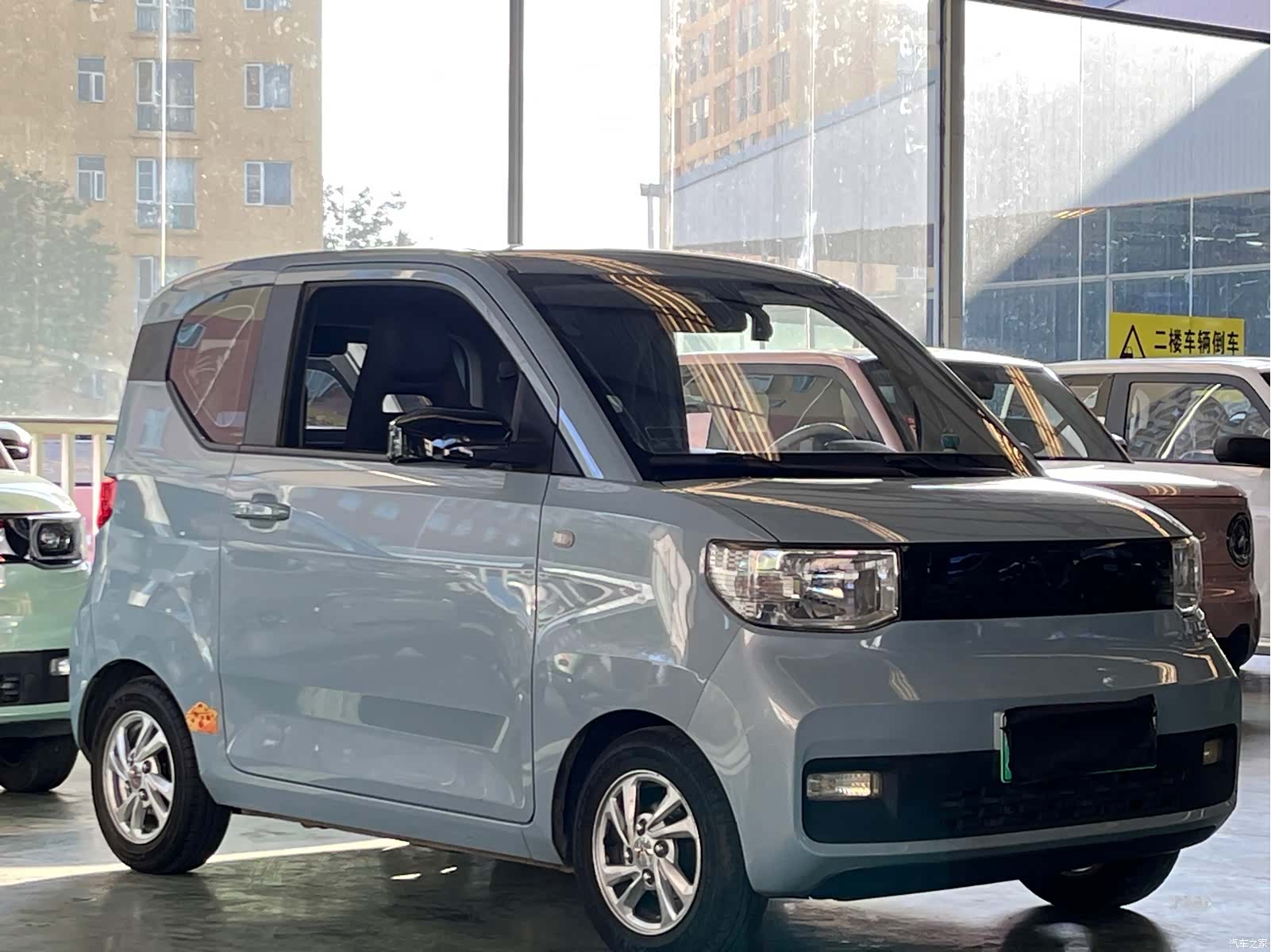 Wuling MINIEV, 2020 3