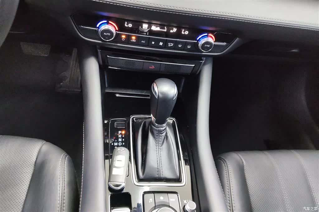 Mazda Atenza, 2022 16