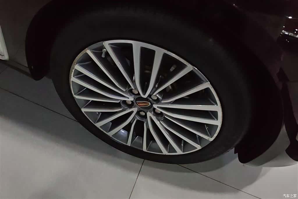 Hongqi H9, 2022 6