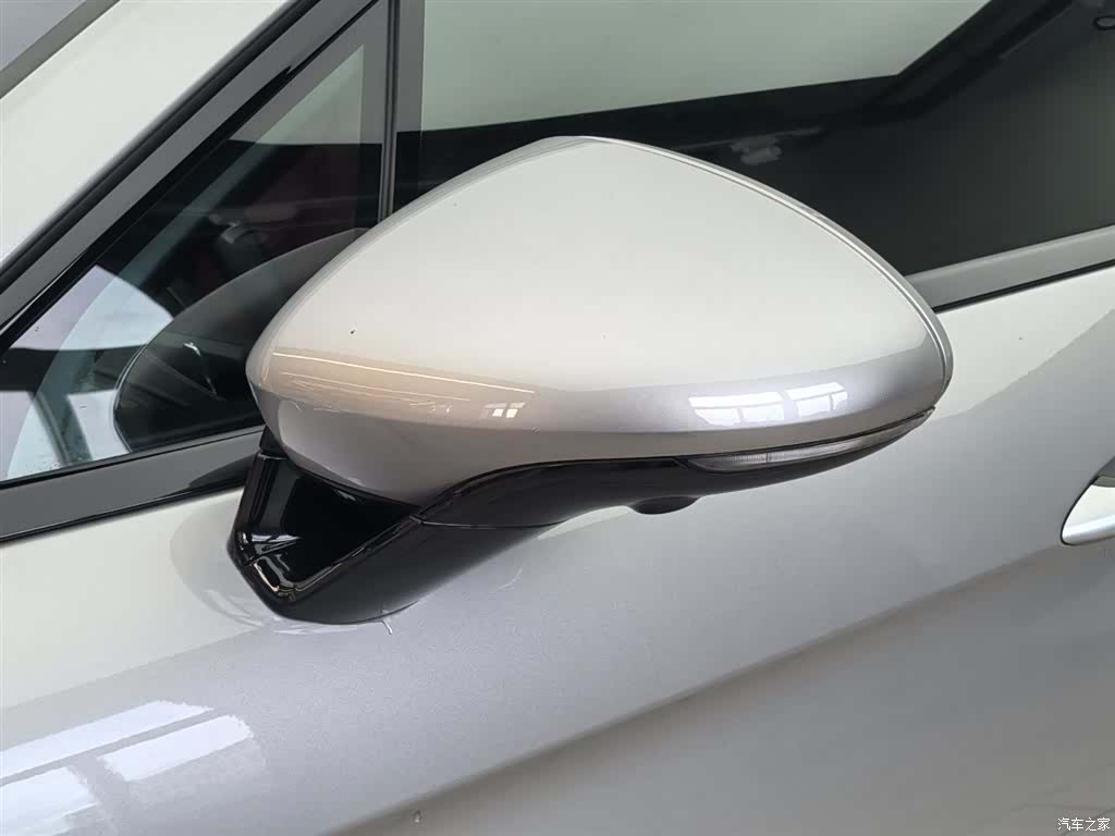 Porsche Panamera, 2023 32