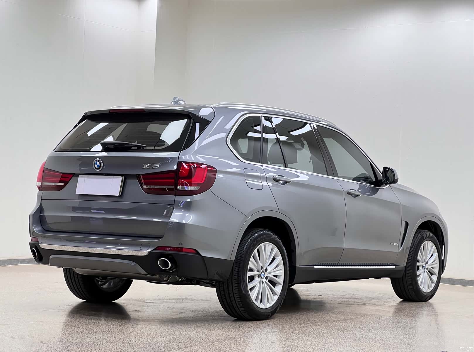 BMW X5, 2018 все фото