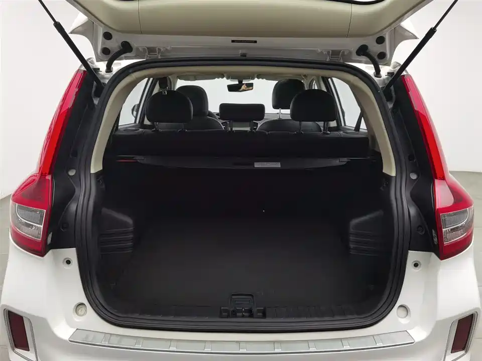 Geely Vision X6