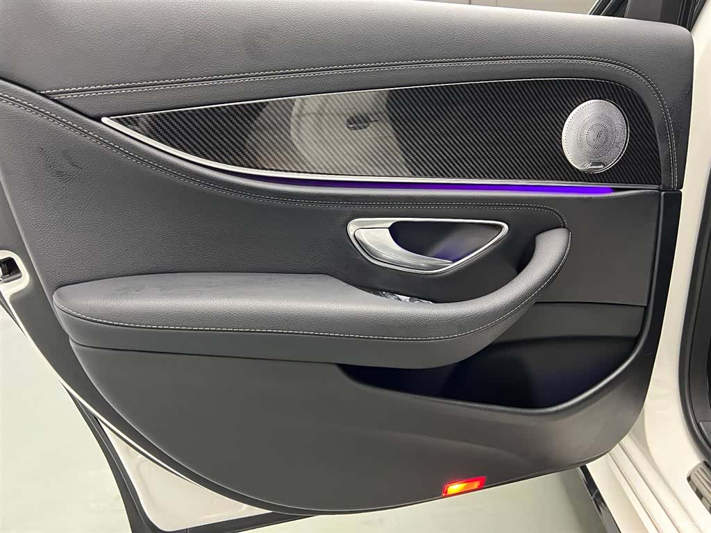 Mercedes-Benz E-Class, 2018 16