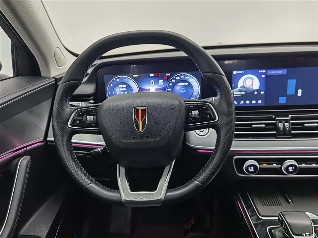 Hongqi HS5, 2023 11