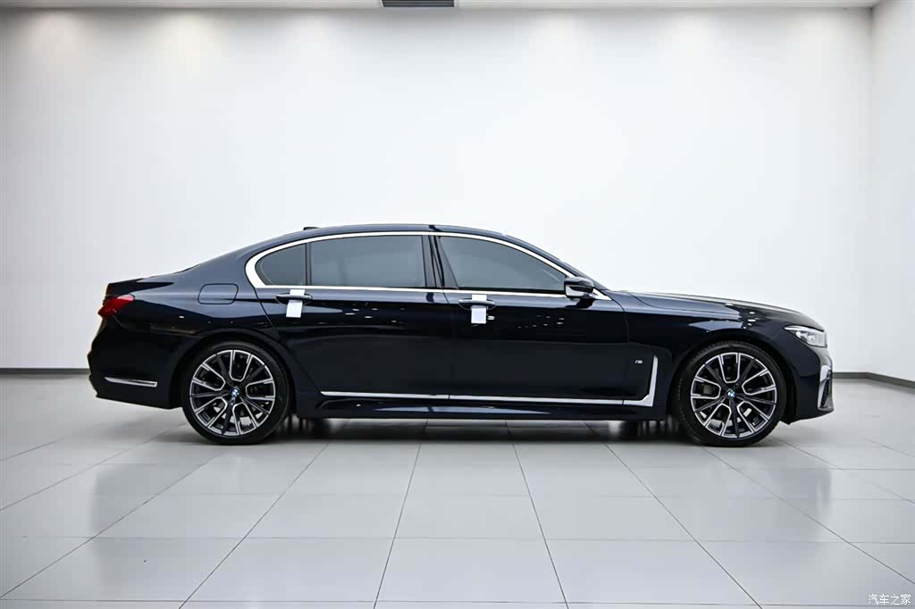 BMW 7 Series, 2021 6