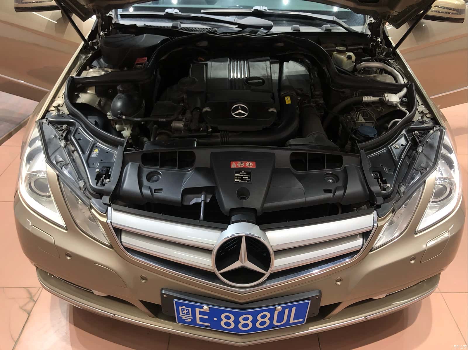 Mercedes-Benz E-Class, 2011 19