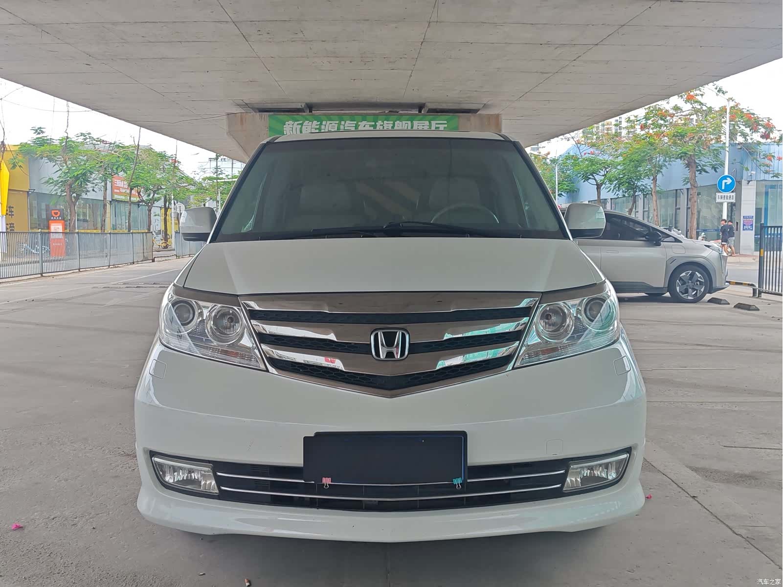 Honda Elysion, 2015 2