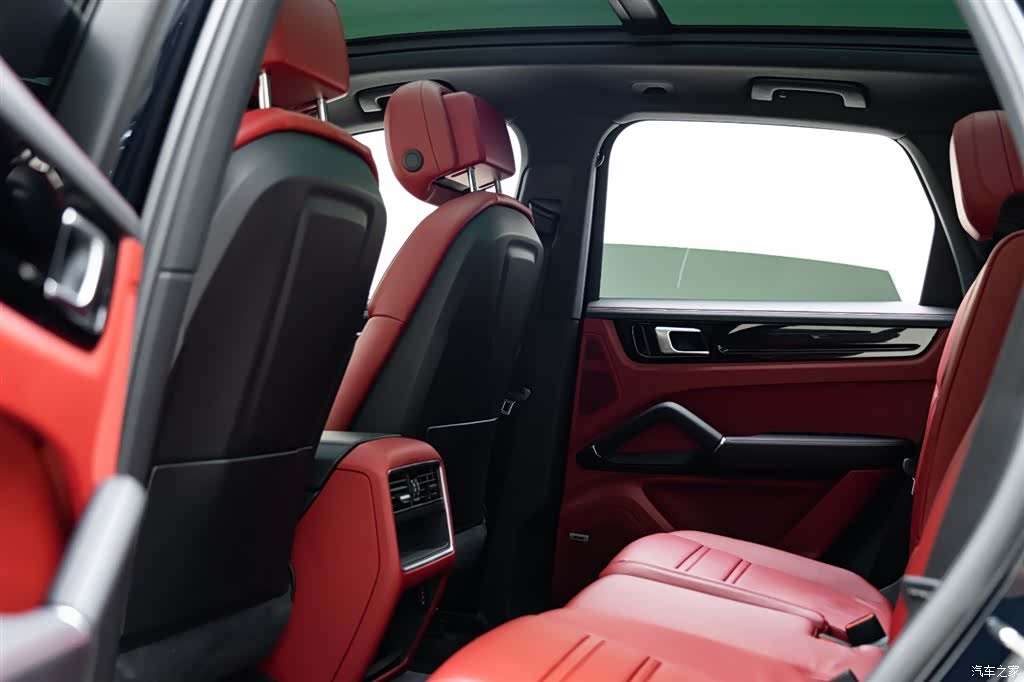 Porsche Cayenne, 2019 9