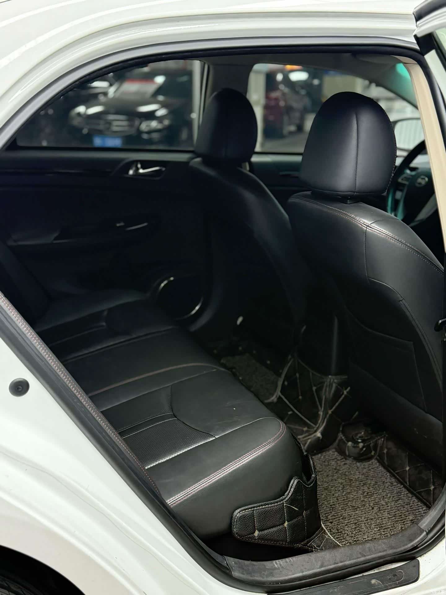 BYD E5, 2016 все фото