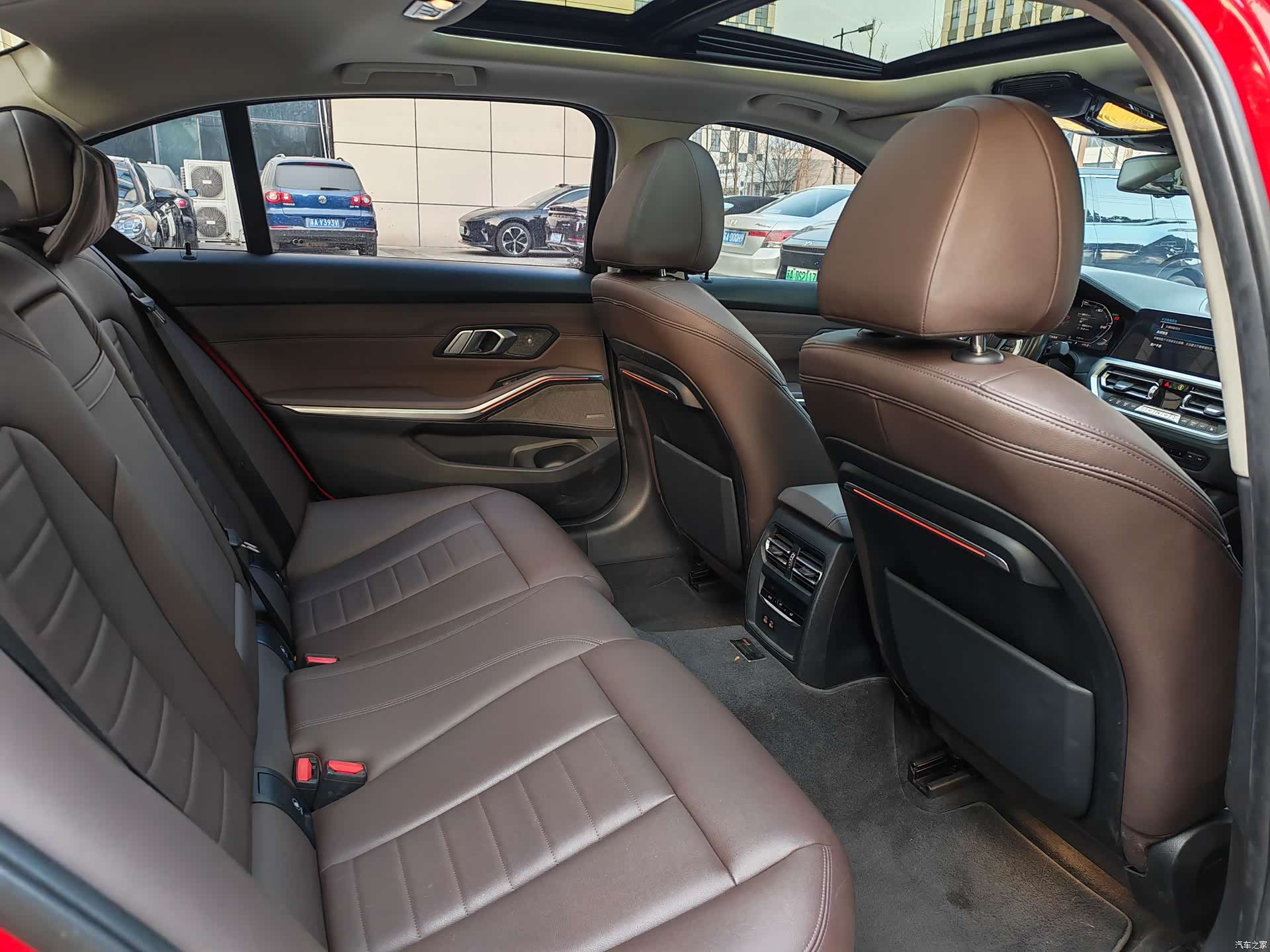 BMW 3 Series, 2019 12