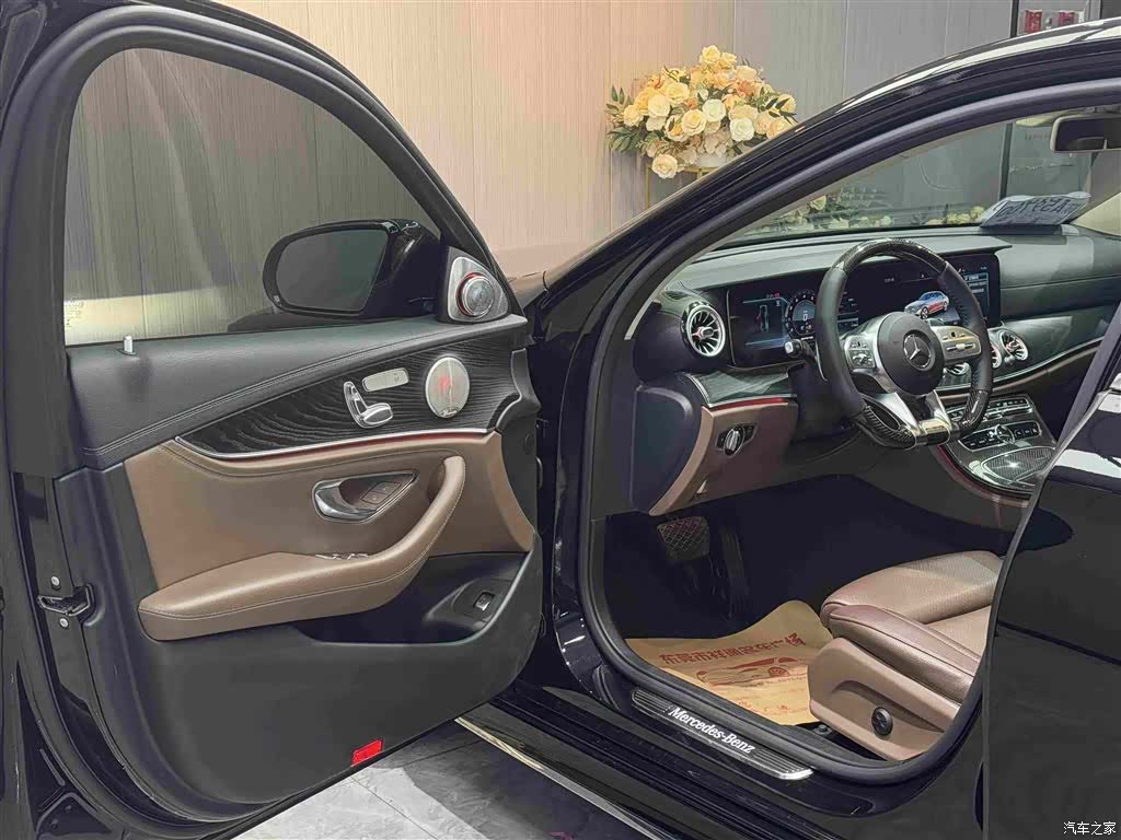 Mercedes-Benz E-Class, 2019 4