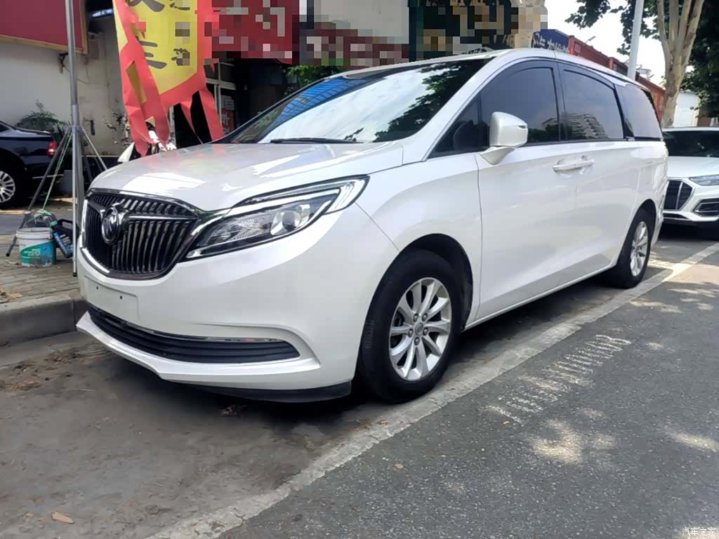 Buick GL8, 2017 2