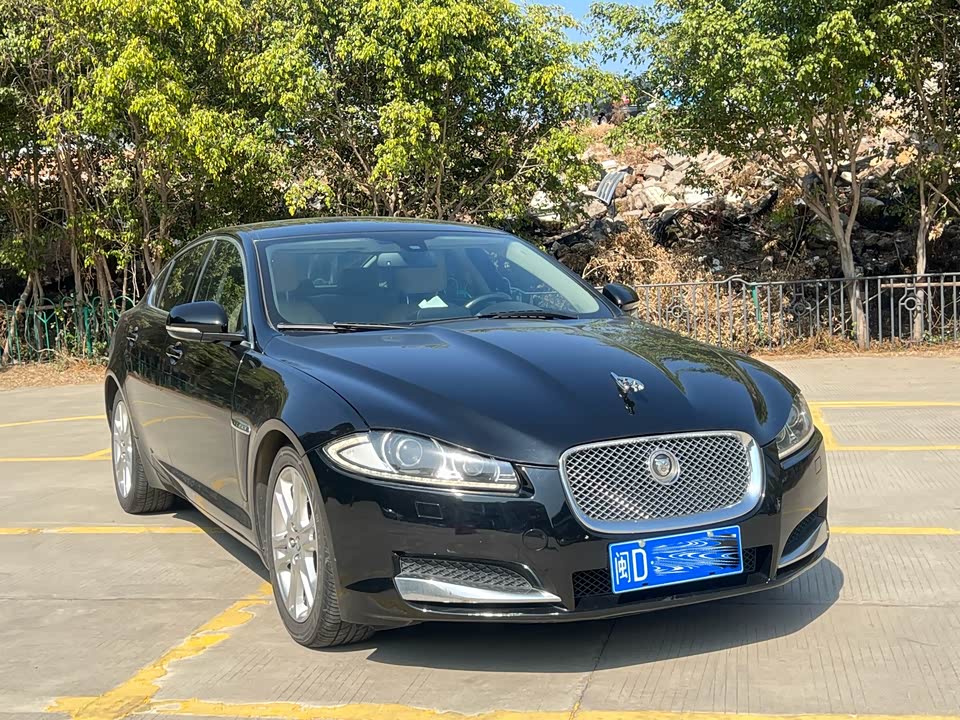 Jaguar XF Jaguar XF