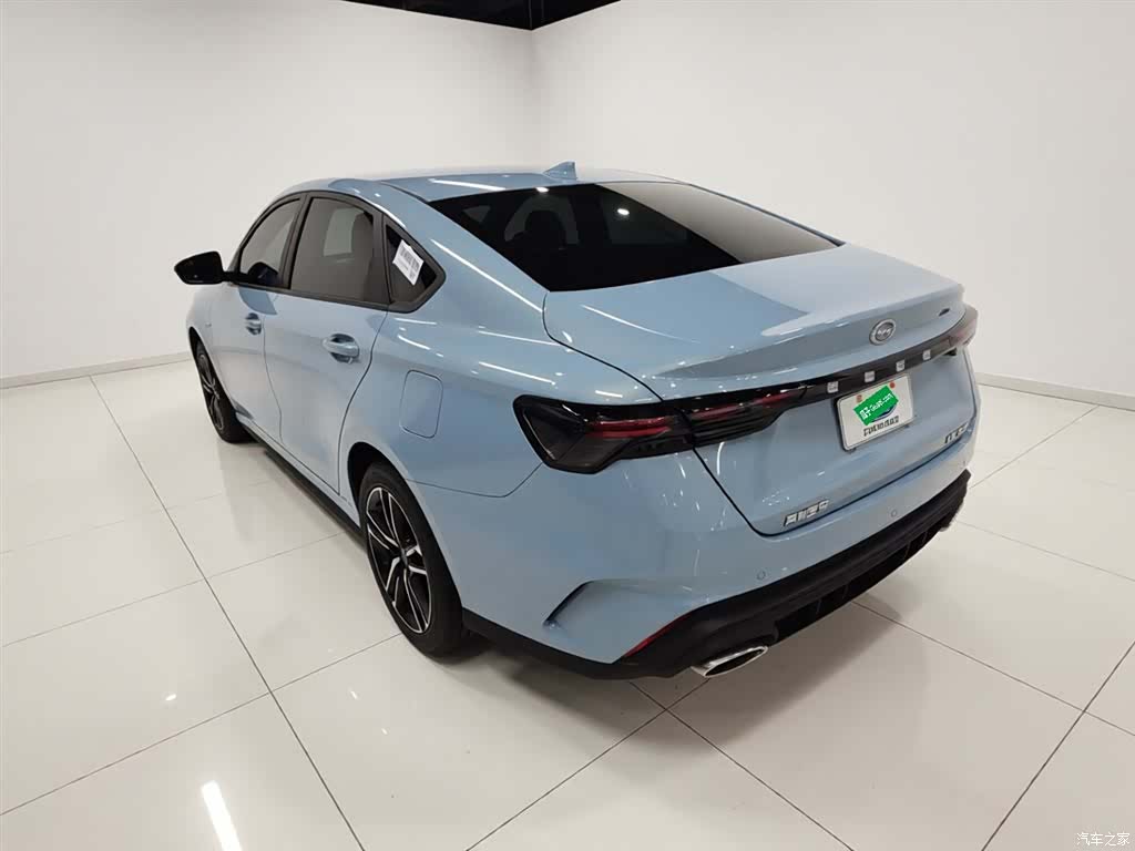 Geely Binray, 2025 все фото