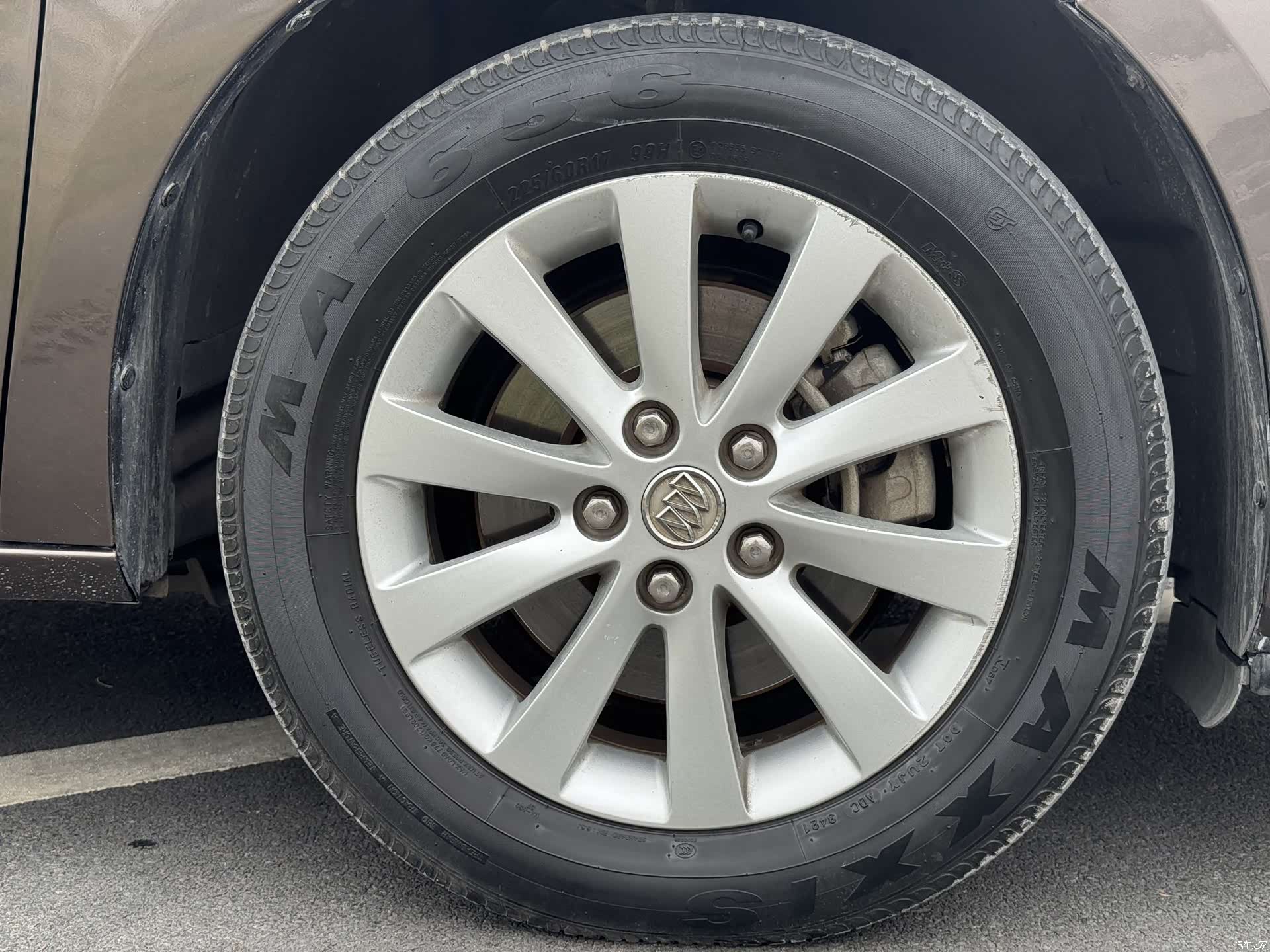 Buick GL8, 2015 12