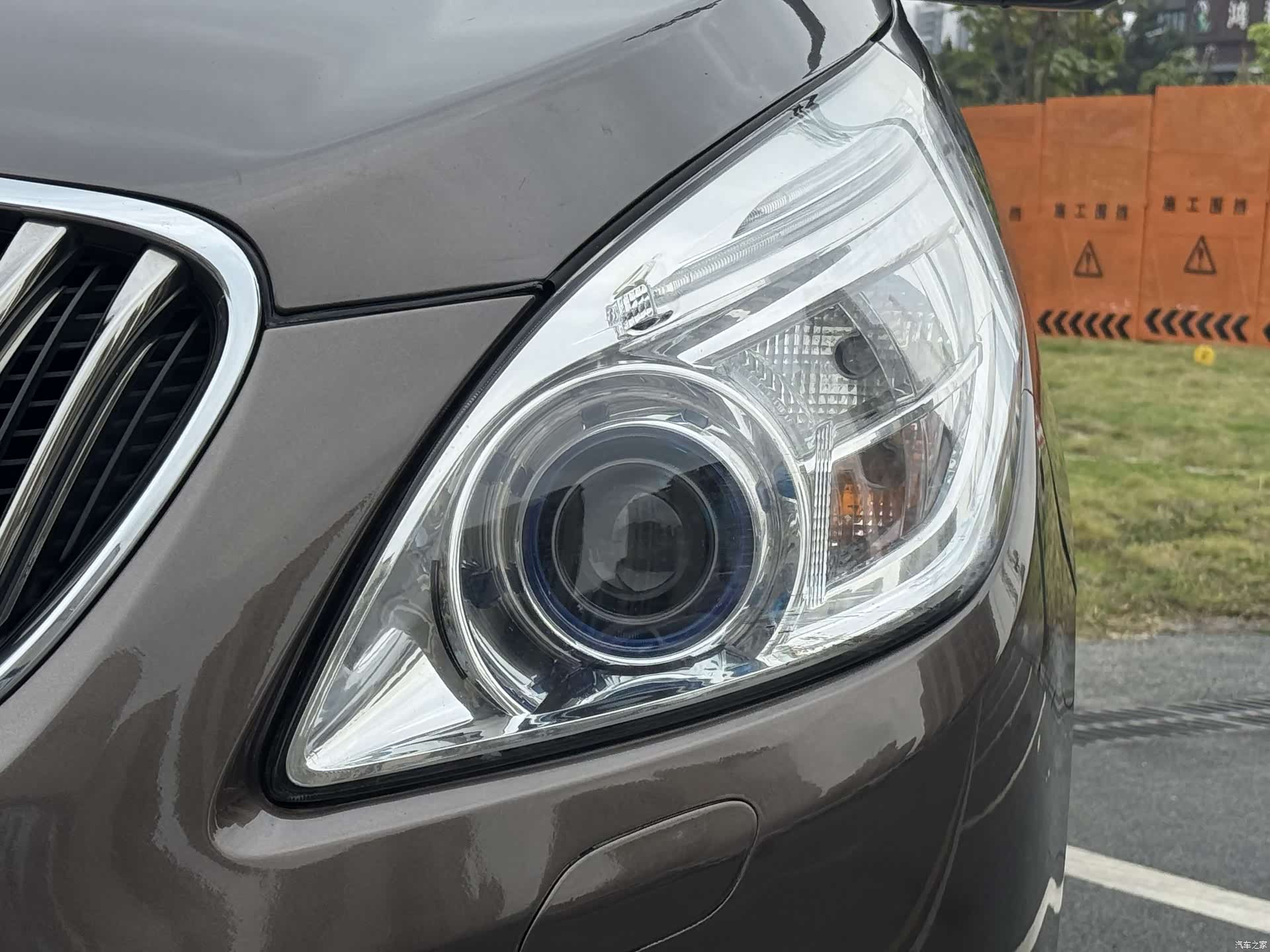 Buick GL8, 2015 9