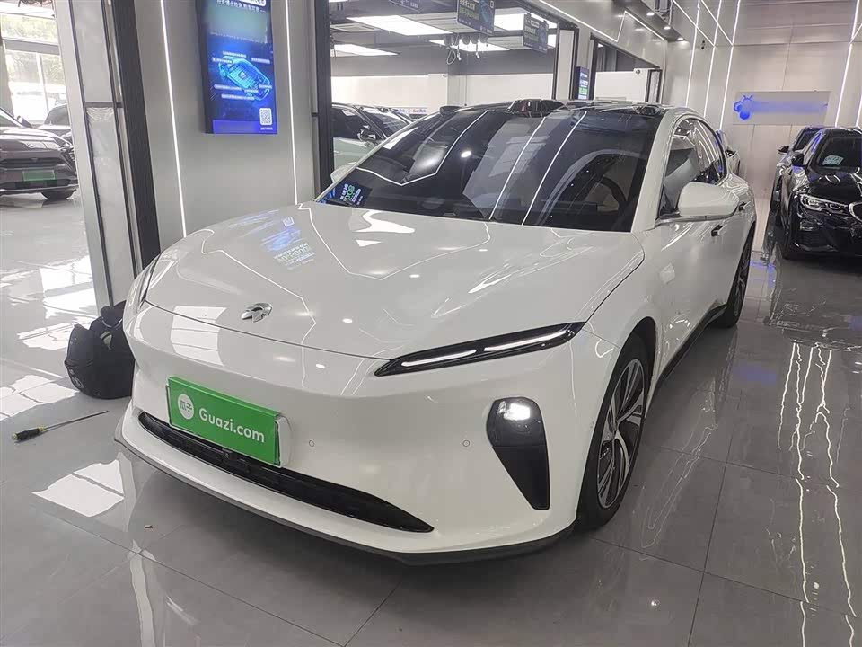 NIO ET5 NIO ET5