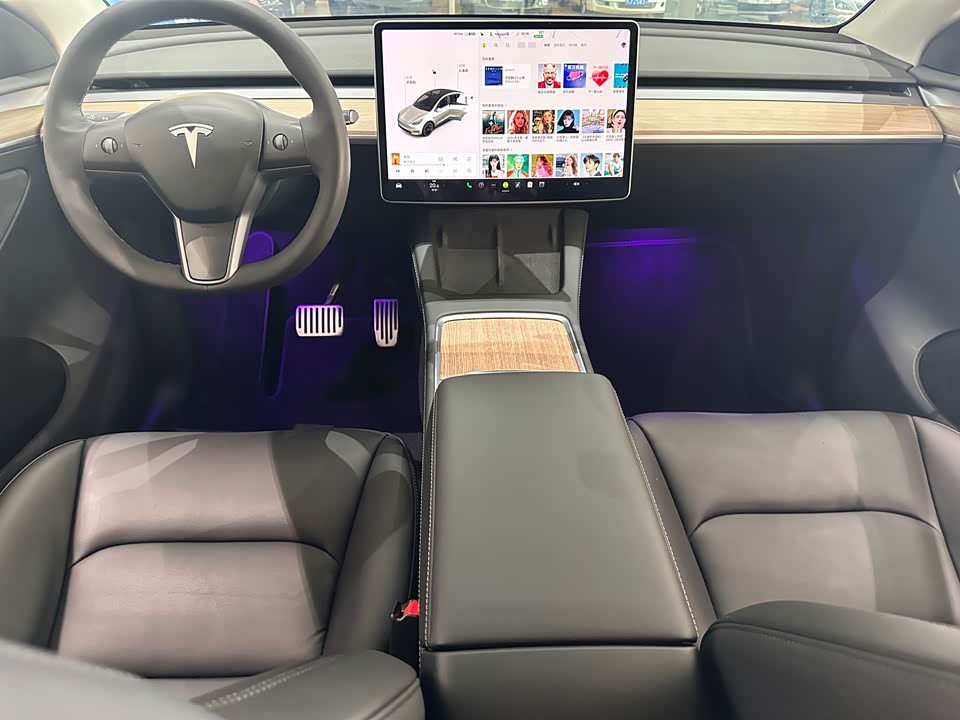 Tesla Model Y Tesla Model Y