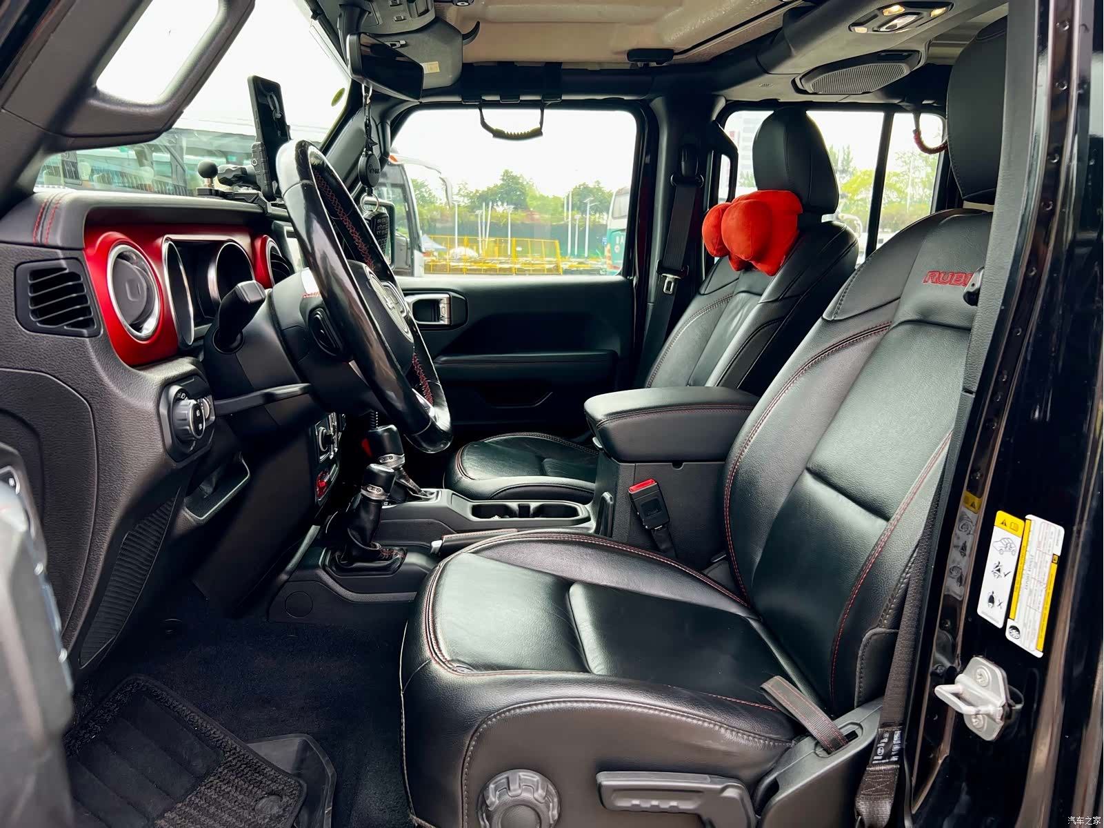 Jeep Wrangler, 2019 9