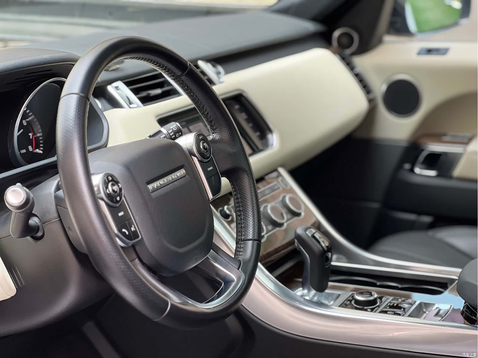 Land Rover Range Rover, 2015 все фото