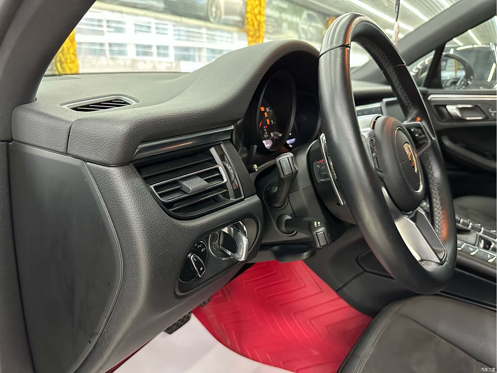 Porsche Macan, 2020 16