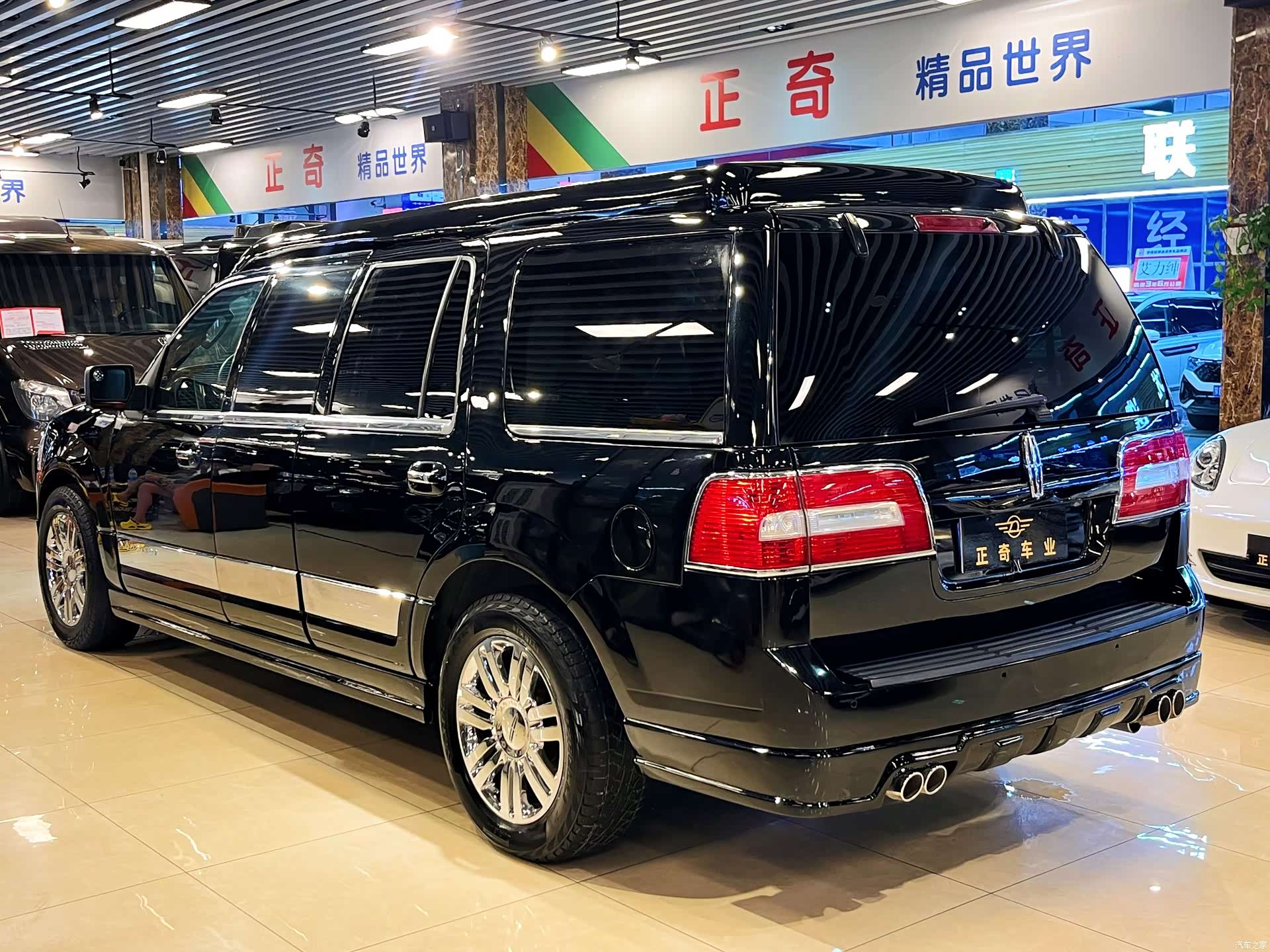 Lincoln Navigator, 2011 6