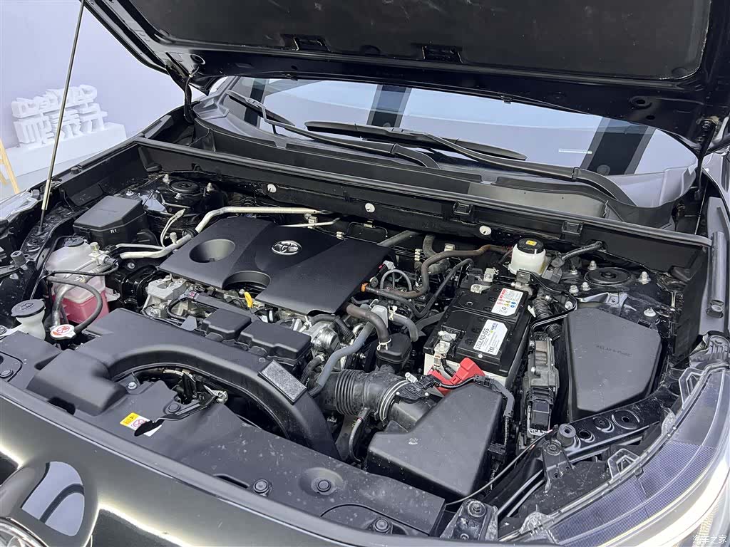 Toyota Wildlander, 2023 12