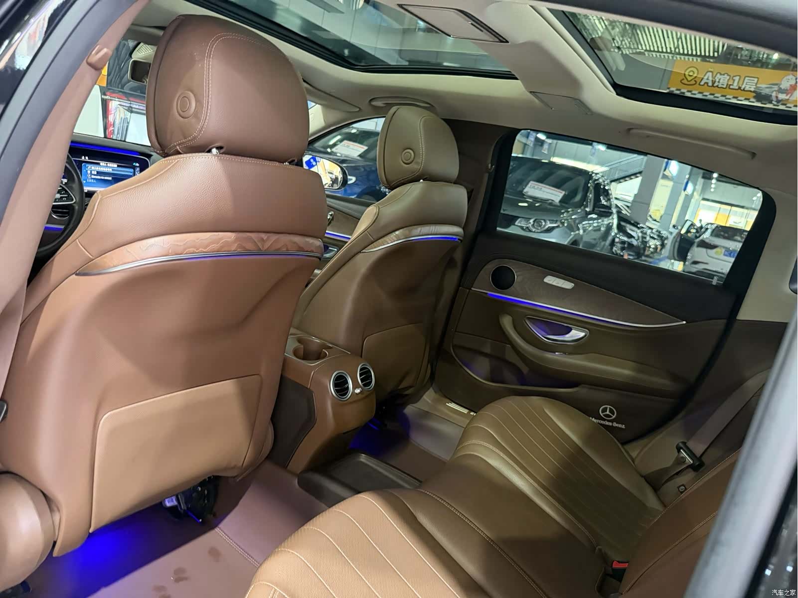Mercedes-Benz E-Class, 2019 4