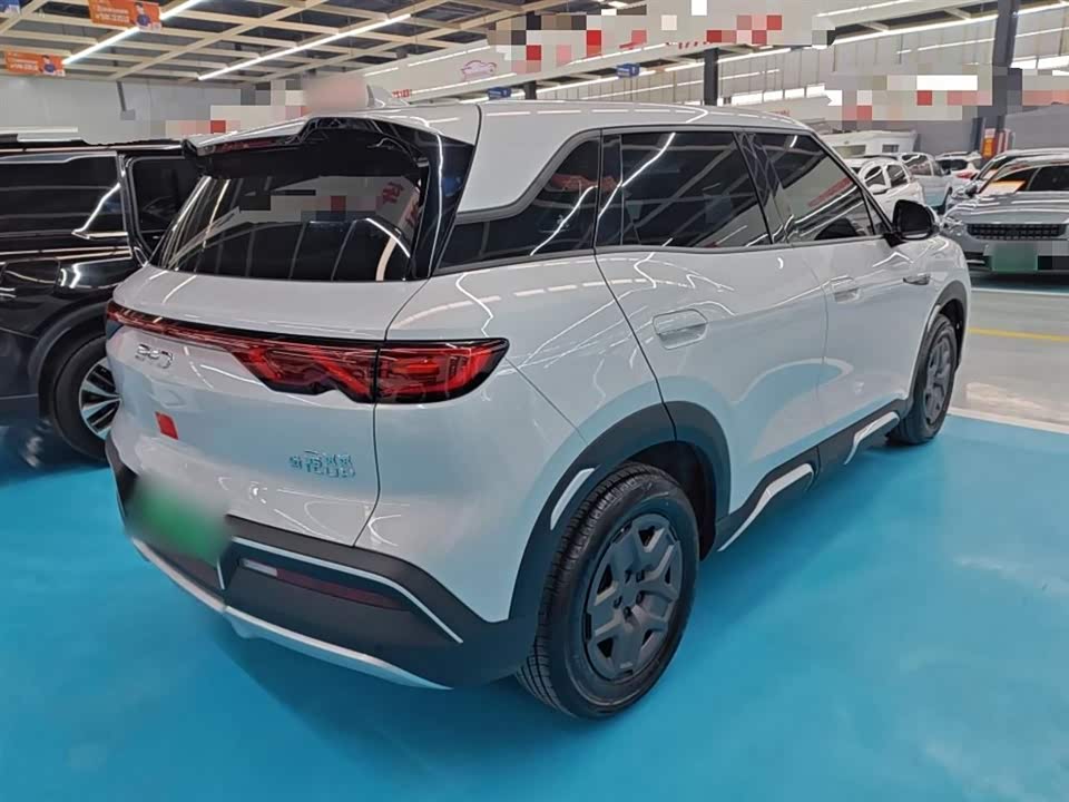 BYD Yuan UP BYD Yuan UP