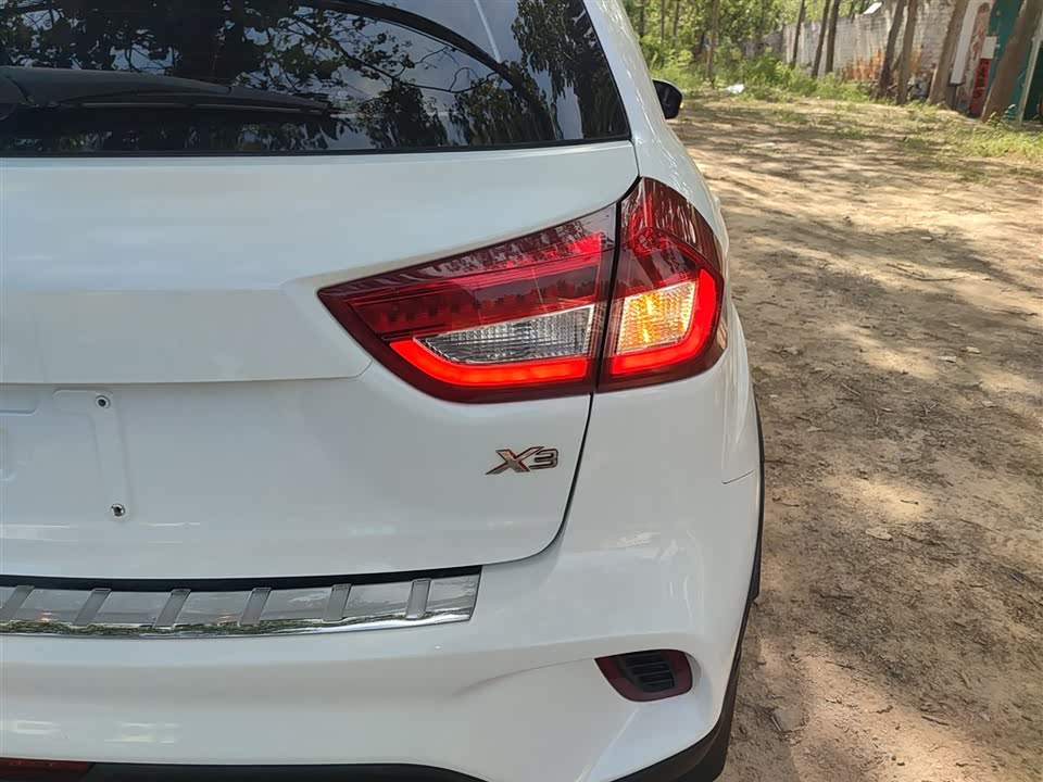Geely Vision X3 Geely Vision X3