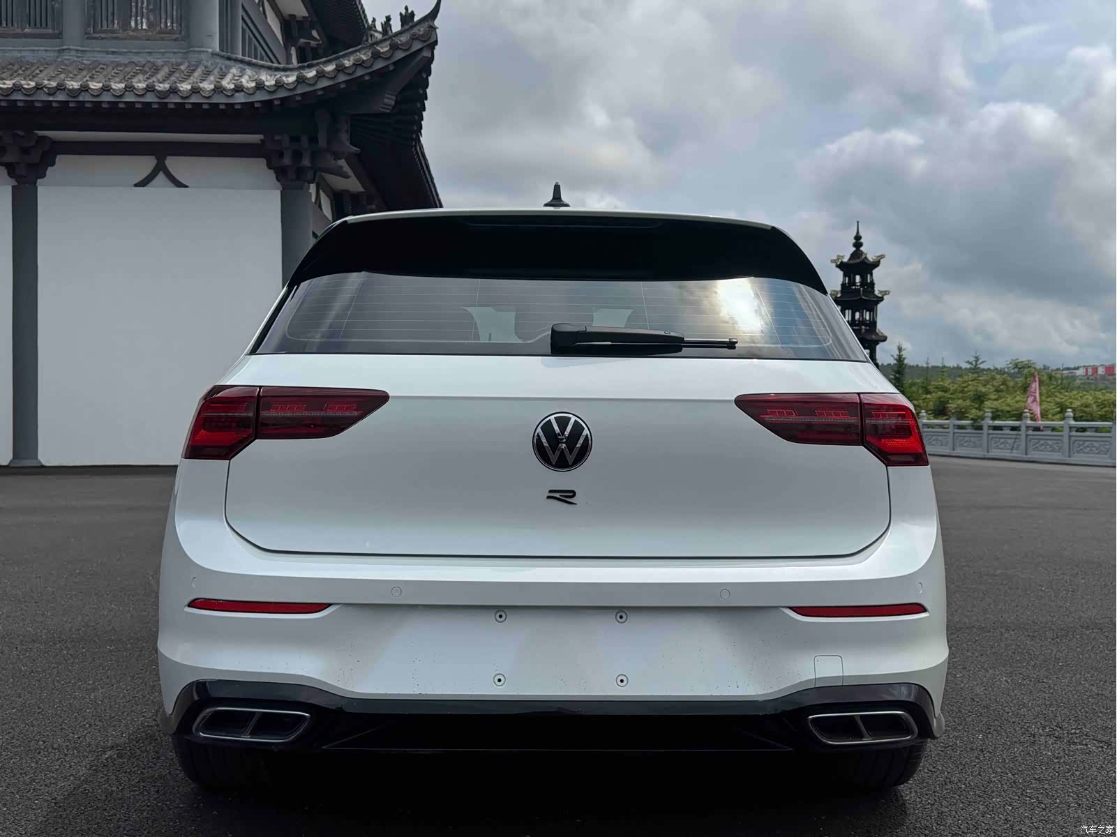Volkswagen Golf, 2021 все фото
