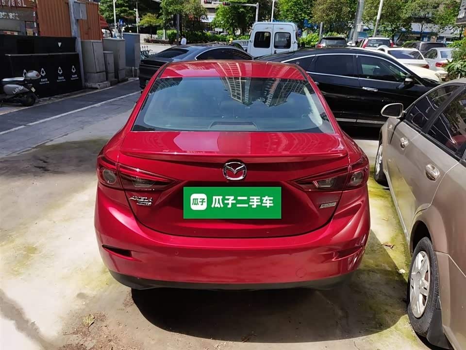Mazda 3 Angkesaila