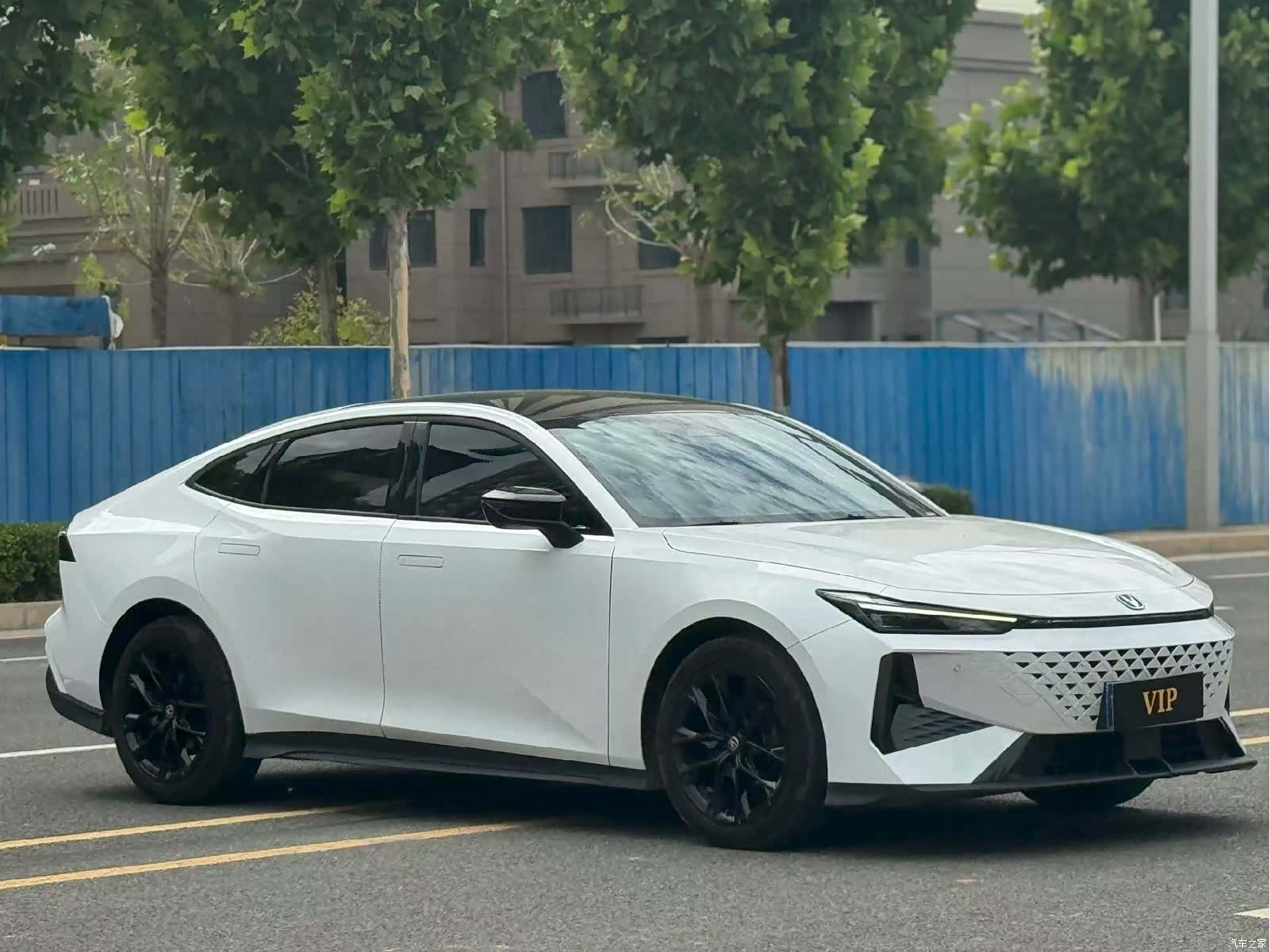 Changan UNI-V, 2024 3