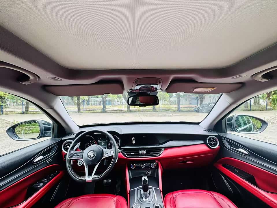 Alfa Romeo Stelvio Alfa Romeo Stelvio