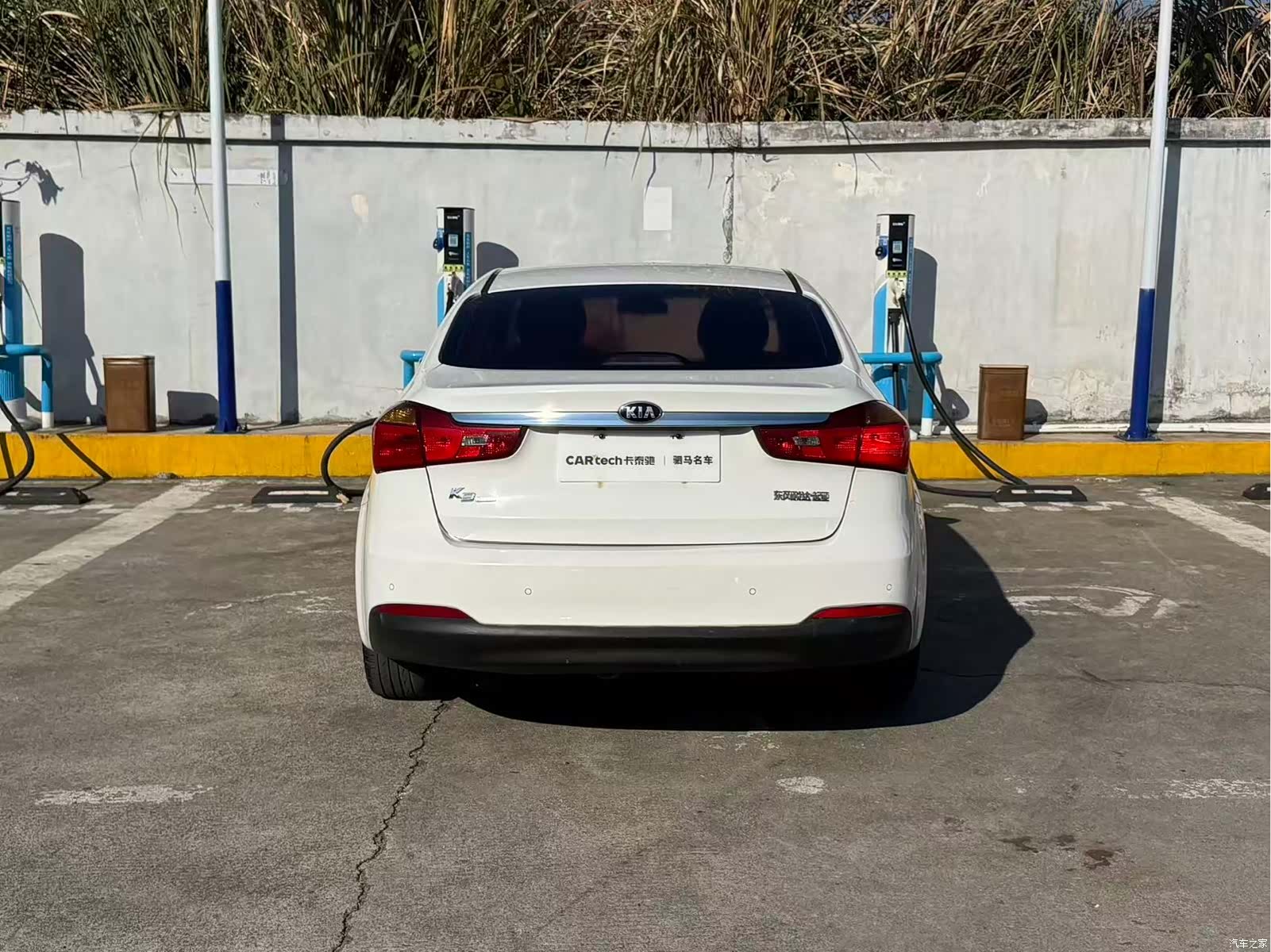Kia K3, 2013 6