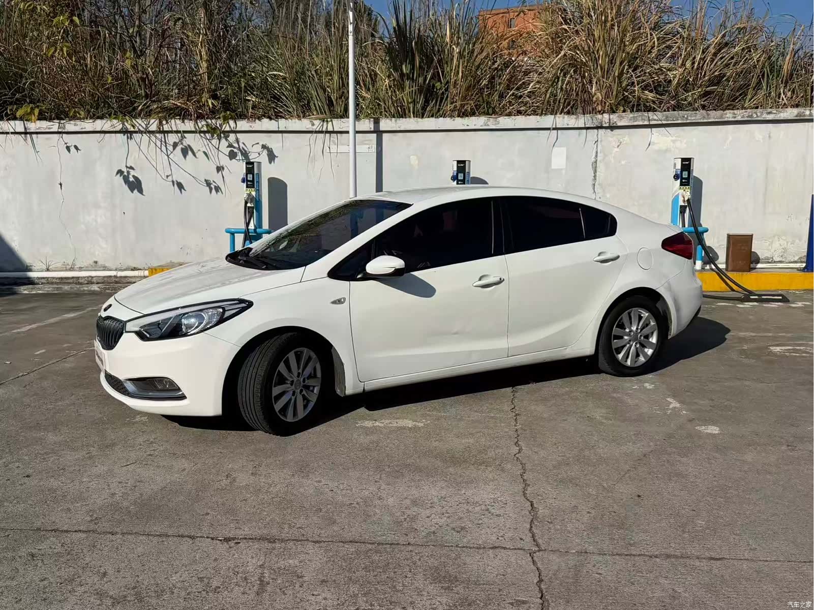 Kia K3, 2013 1
