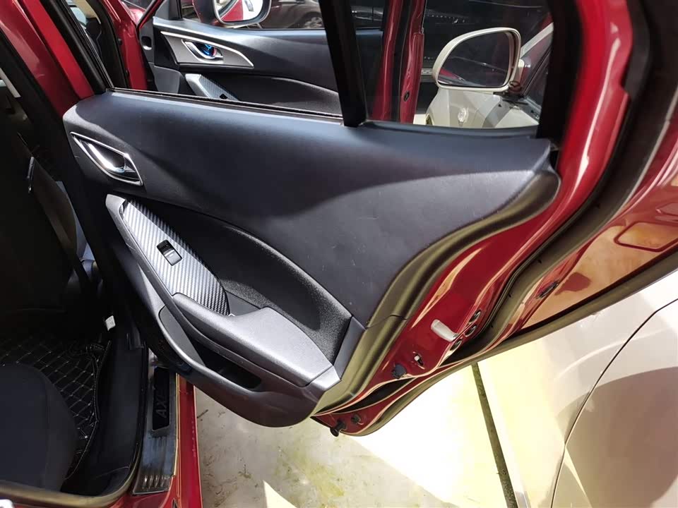 Mazda 3 Angkesaila
