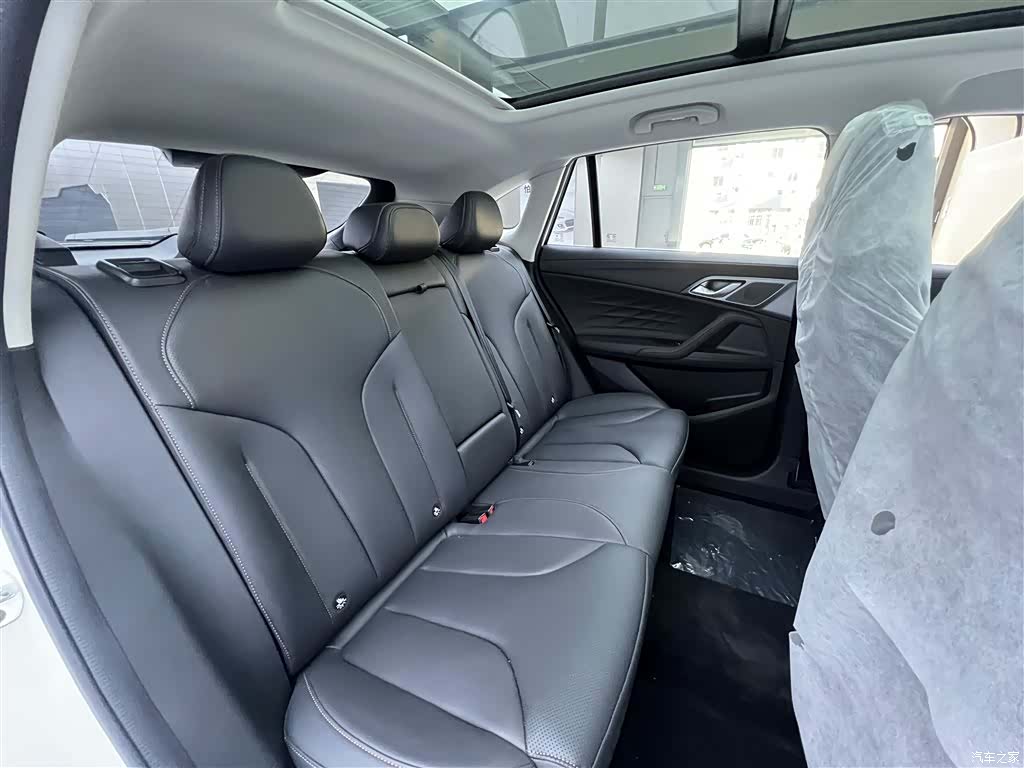 Roewe RX5, 2023 14