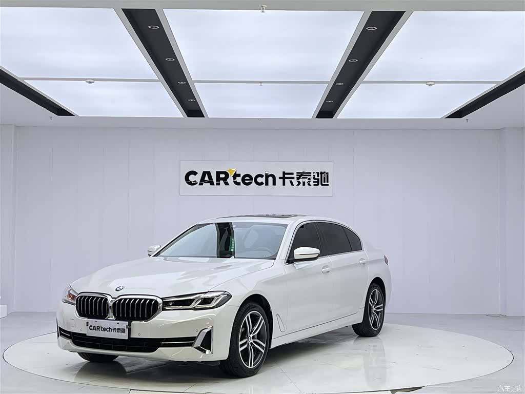 BMW 5 Series, 2022 1