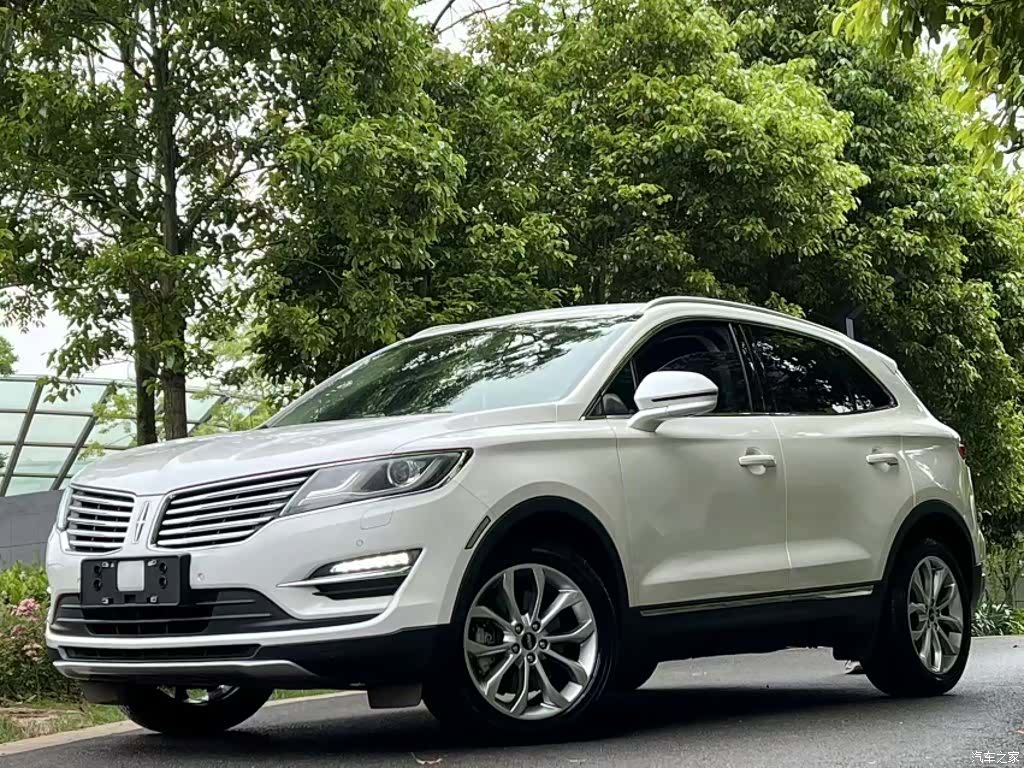 Lincoln MKC, 2017 23