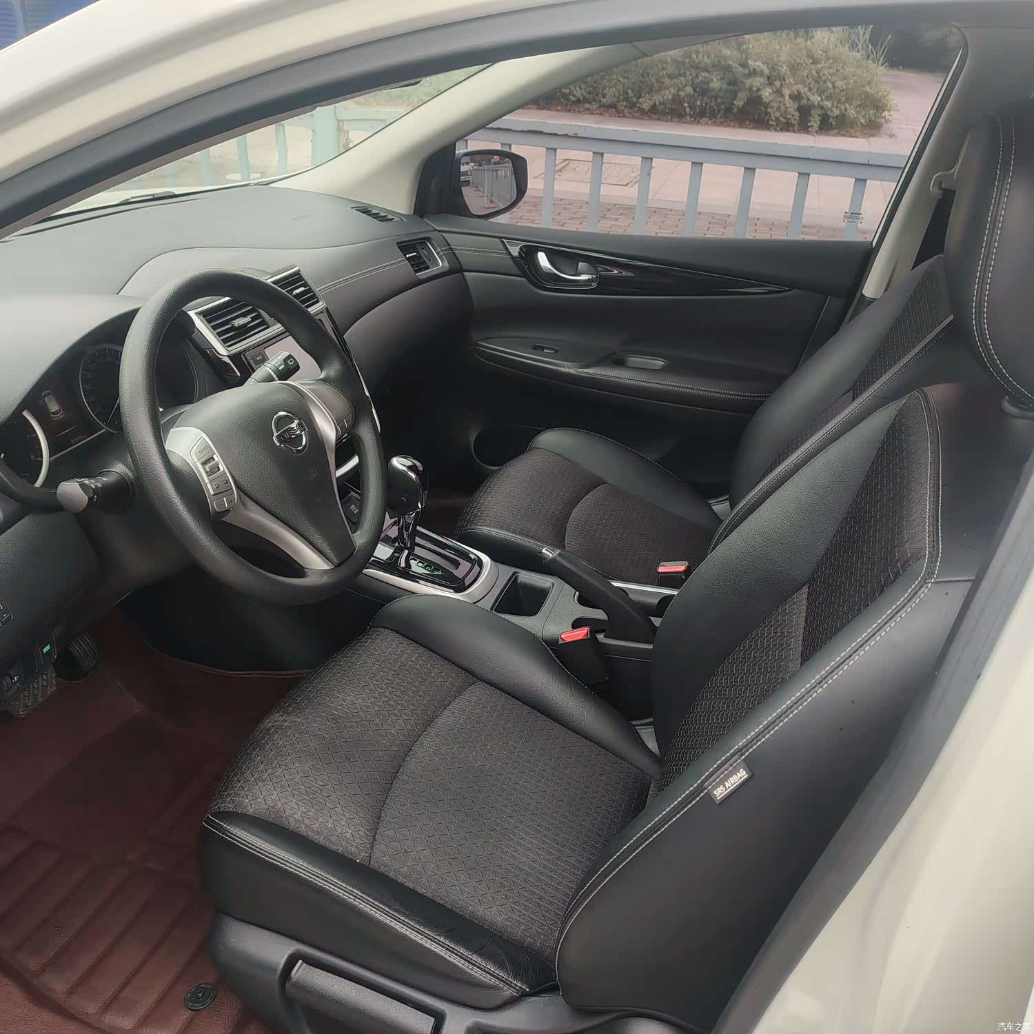 Nissan Tiida, 2017 8